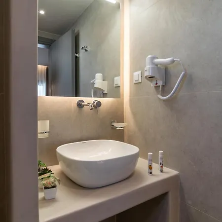 Hotel Afroessa Milos Adamantas (Milos)