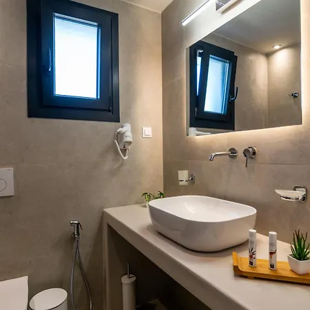 Afroessa Milos Hotel