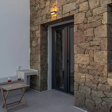 Afroessa Milos Adamantas (Milos)