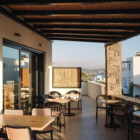 Afroessa Milos Hotel Adamantas (Milos)