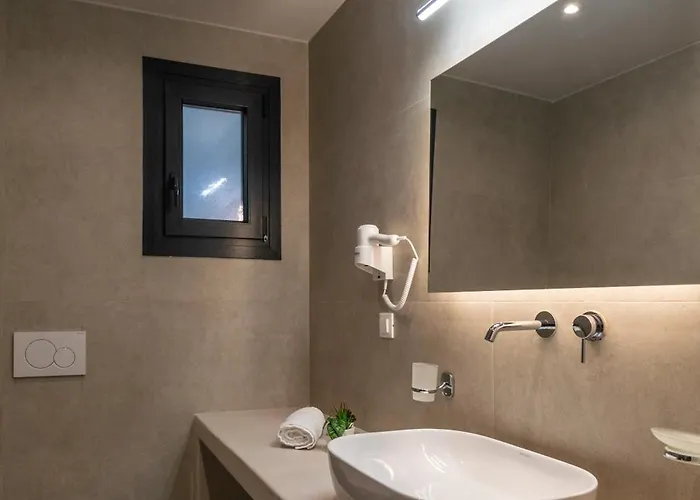 Hotel Afroessa Milos *