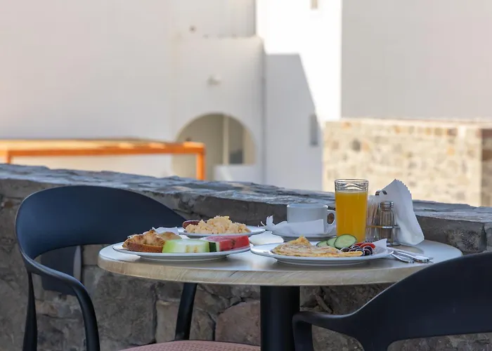 Hotel Afroessa Milos *