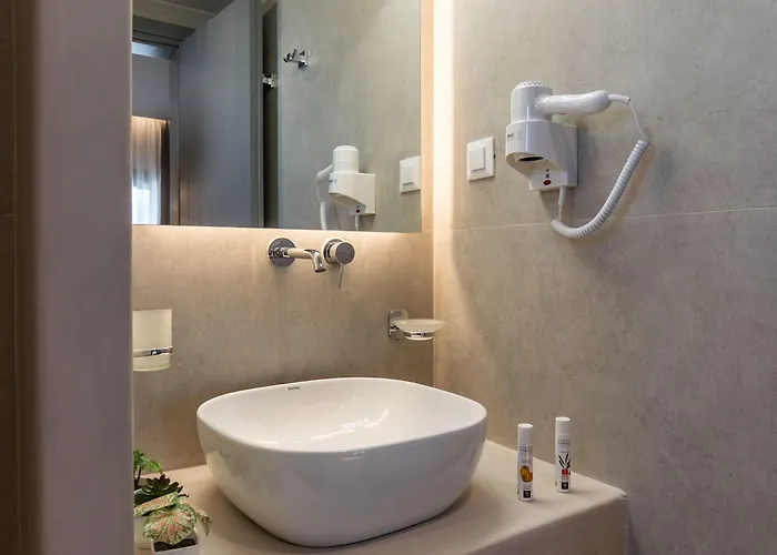 Afroessa Milos Hotel